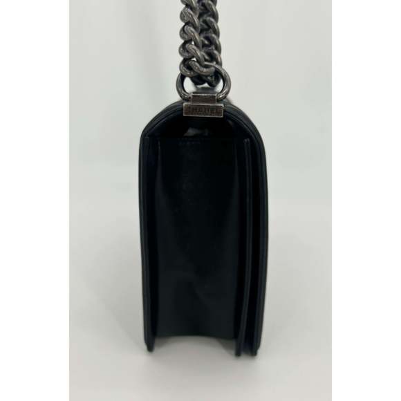 CHANEL Black Lambskin Quilted Medium Boy Bag - Picture 3 of 9